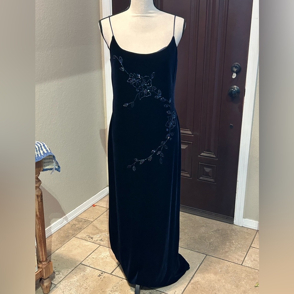 Betsy & Adam Blue Beaded Floral Floor Length Velvet Gown
